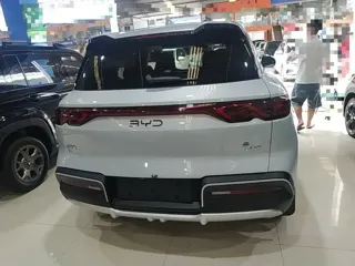 BYD Yuan UP 2024 купить из Китая, цена 2 778 000 ₽ — Suifenhe Auto
