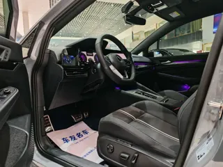 Volkswagen Golf 2024 купить из Китая, цена 2 321 000 ₽ — Suifenhe Auto