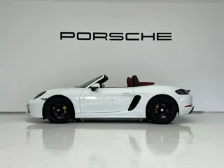 Porsche 718 2024 купить из Китая, цена 10 546 000 ₽ — Suifenhe Auto