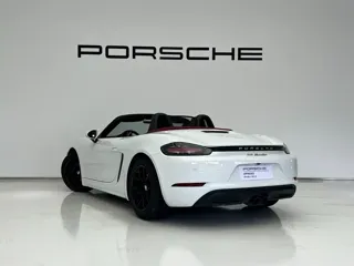 Porsche 718 2024 купить из Китая, цена 10 546 000 ₽ — Suifenhe Auto
