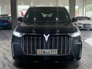 Voyah Dreamer 2024 купить из Китая, цена 6 060 000 ₽ — Suifenhe Auto