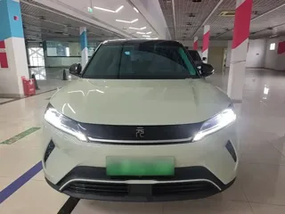 BYD Yuan UP 2025 купить из Китая, цена 1 556 000 ₽ — Suifenhe Auto