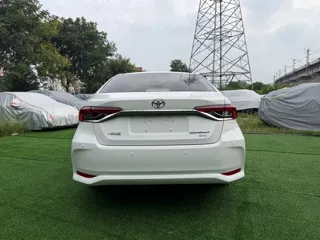 Toyota Corolla 2023 купить из Китая, цена 1 603 000 ₽ — Suifenhe Auto
