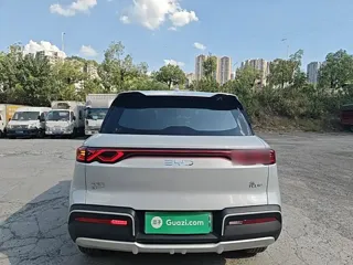 BYD Yuan UP 2026 купить из Китая, цена 1 675 000 ₽ — Suifenhe Auto
