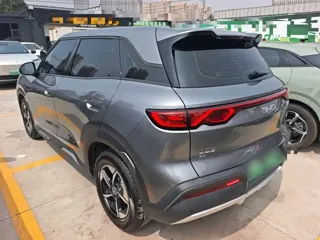 BYD Yuan UP 2025 купить из Китая, цена 2 827 000 ₽ — Suifenhe Auto