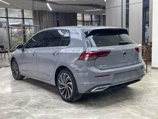Volkswagen Golf 2022 купить из Китая, цена 1 688 000 ₽ — Suifenhe Auto