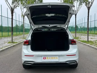 Volkswagen Golf 2022 купить из Китая, цена 1 645 000 ₽ — Suifenhe Auto