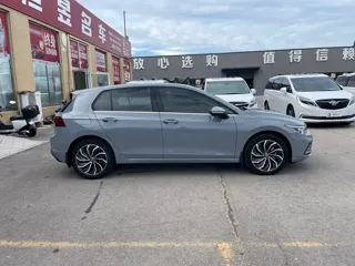 Volkswagen Golf 2021 купить из Китая, цена 1 793 000 ₽ — Suifenhe Auto