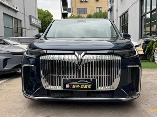 Voyah Dreamer 2024 купить из Китая, цена 6 367 000 ₽ — Suifenhe Auto