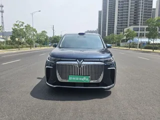 Voyah Dreamer 2025 купить из Китая, цена 6 045 000 ₽ — Suifenhe Auto