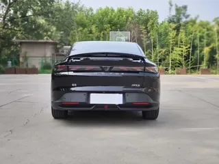 ARCFOX S 2025 купить из Китая, цена 3 568 000 ₽ — Suifenhe Auto