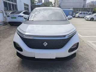 Baojun RM-5 2020 купить из Китая, цена 1 171 000 ₽ — Suifenhe Auto