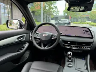 Cadillac CT5 2025 купить из Китая, цена 4 197 000 ₽ — Suifenhe Auto