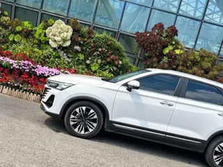 Bestune T77 2024 купить из Китая, цена 2 241 000 ₽ — Suifenhe Auto