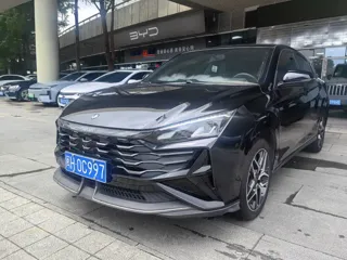 Dongfeng Aeolus Yixuan 2025 купить из Китая, цена 1 179 000 ₽ — Suifenhe Auto