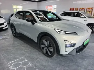 Deepal S05 2024 купить из Китая, цена 3 117 000 ₽ — Suifenhe Auto