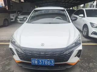 Dongfeng Aeolus Yixuan 2023 купить из Китая, цена 1 032 000 ₽ — Suifenhe Auto