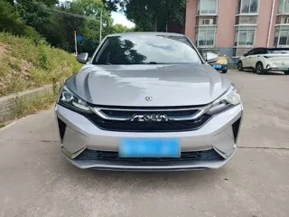 Dongfeng Aeolus Yixuan 2021 купить из Китая, цена 1 172 000 ₽ — Suifenhe Auto