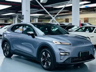 Deepal S05 2025 купить из Китая, цена 3 642 000 ₽ — Suifenhe Auto