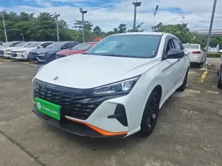 Dongfeng Aeolus Yixuan 2024 купить из Китая, цена 1 178 000 ₽ — Suifenhe Auto