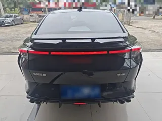 Dongfeng Aeolus Yixuan 2021 купить из Китая, цена 1 024 000 ₽ — Suifenhe Auto