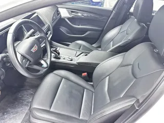 Cadillac CT5 2023 купить из Китая, цена 4 034 000 ₽ — Suifenhe Auto