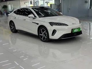 BYD 07 DM-i 2025 купить из Китая, цена 4 226 000 ₽ — Suifenhe Auto