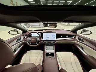 BYD 07 DM-i 2025 купить из Китая, цена 4 226 000 ₽ — Suifenhe Auto