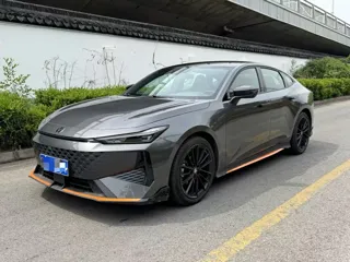Changan UNI-V 2024 купить из Китая, цена 2 570 000 ₽ — Suifenhe Auto