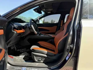 Changan UNI-V 2024 купить из Китая, цена 2 917 000 ₽ — Suifenhe Auto