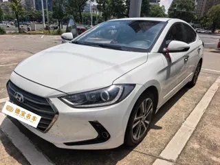 Hyundai Elantra 2018 купить из Китая, цена 1 316 000 ₽ — Suifenhe Auto