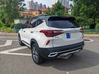 Kia KX3 2023 купить из Китая, цена 1 692 000 ₽ — Suifenhe Auto