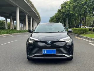 Toyota IZOA 2022 купить из Китая, цена 1 728 000 ₽ — Suifenhe Auto
