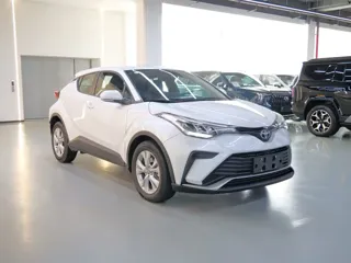 Toyota IZOA 2023 купить из Китая, цена 2 843 000 ₽ — Suifenhe Auto