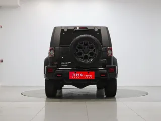Beijing Off-Road BJ40 2024 купить из Китая, цена 3 218 000 ₽ — Suifenhe Auto