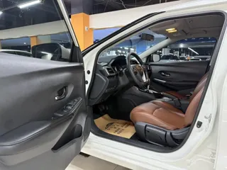 Nissan Lannia 2022 купить из Китая, цена 1 357 000 ₽ — Suifenhe Auto