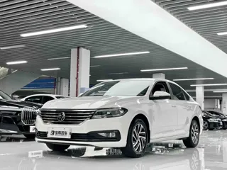 Volkswagen Lavida 2022 купить из Китая, цена 1 396 000 ₽ — Suifenhe Auto