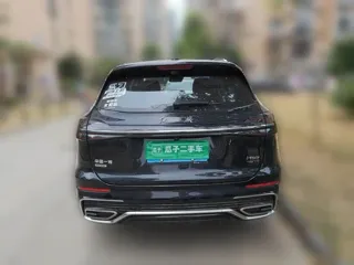 Hongqi HS5 2023 купить из Китая, цена 4 031 000 ₽ — Suifenhe Auto