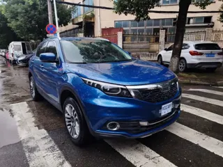 Qoros 5 2018 купить из Китая, цена 1 094 000 ₽ — Suifenhe Auto