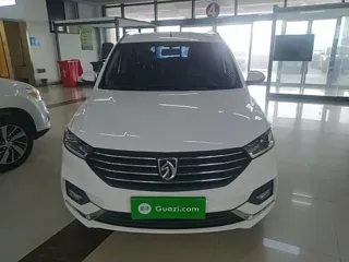 Baojun 360 2019 купить из Китая, цена 1 112 000 ₽ — Suifenhe Auto