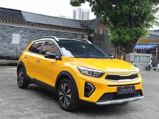 Kia Stonic 2022 купить из Китая, цена 1 376 000 ₽ — Suifenhe Auto