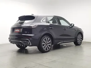 Hongqi HS5 2023 купить из Китая, цена 3 841 000 ₽ — Suifenhe Auto