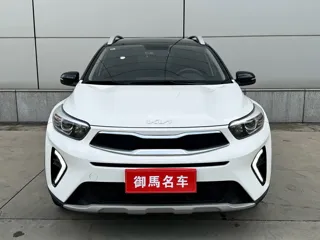 Kia Stonic 2024 купить из Китая, цена 1 738 000 ₽ — Suifenhe Auto