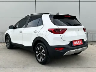 Kia Stonic 2024 купить из Китая, цена 1 738 000 ₽ — Suifenhe Auto