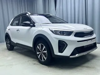 Kia Stonic 2022 купить из Китая, цена 1 480 000 ₽ — Suifenhe Auto