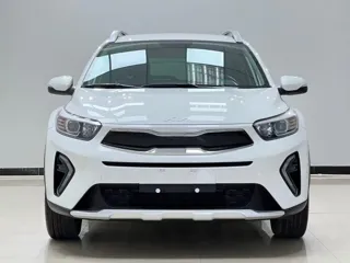 Kia Stonic 2023 купить из Китая, цена 1 441 000 ₽ — Suifenhe Auto
