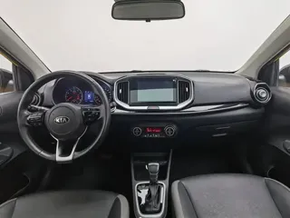 Kia Stonic 2020 купить из Китая, цена 1 173 000 ₽ — Suifenhe Auto