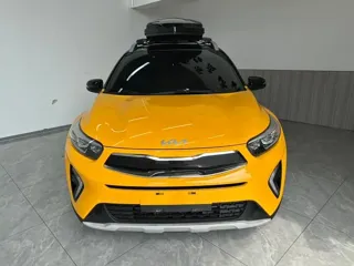 Kia Stonic 2024 купить из Китая, цена 1 814 000 ₽ — Suifenhe Auto