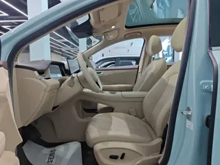Shangjie H5 2025 купить из Китая, цена 3 716 000 ₽ — Suifenhe Auto