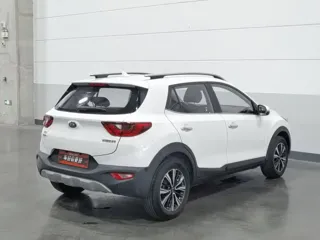 Kia Stonic 2019 купить из Китая, цена 1 147 000 ₽ — Suifenhe Auto